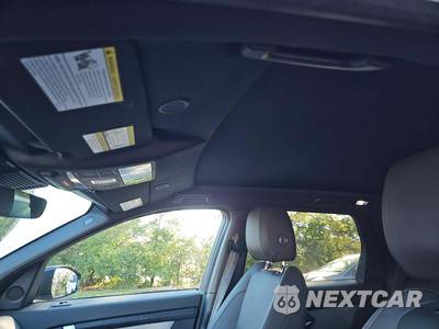 2025 Land Rover Discovery Sport Dynamic SE - zdjęcie 8 z 17 - miniatura