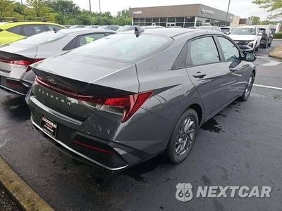 2024 Hyundai Elantra SEL - zdjęcie 3 z 23 - miniatura