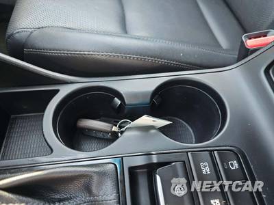 2021 Hyundai Tucson Limited - zdjęcie 8 z 20 - miniatura