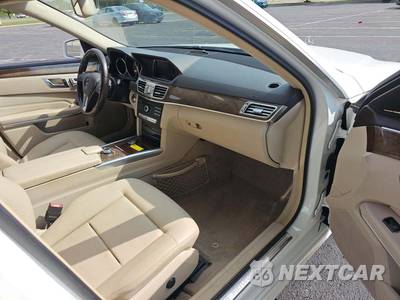 2016 Mercedes-Benz E 350 Sport 4MATIC Wagon - zdjęcie 18 z 26 - miniatura