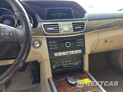 2016 Mercedes-Benz E 350 Sport 4MATIC Wagon - zdjęcie 10 z 26 - miniatura
