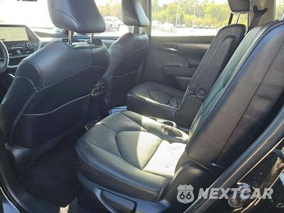 2023 Toyota Highlander Hybrid Platinum - zdjęcie 13 z 24 - miniatura