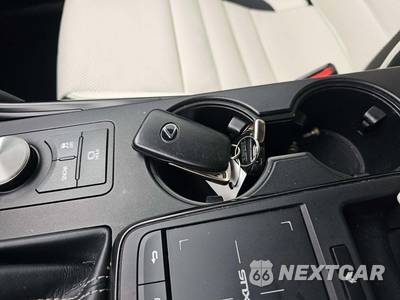 2021 Lexus IS 300 - zdjęcie 5 z 20 - miniatura