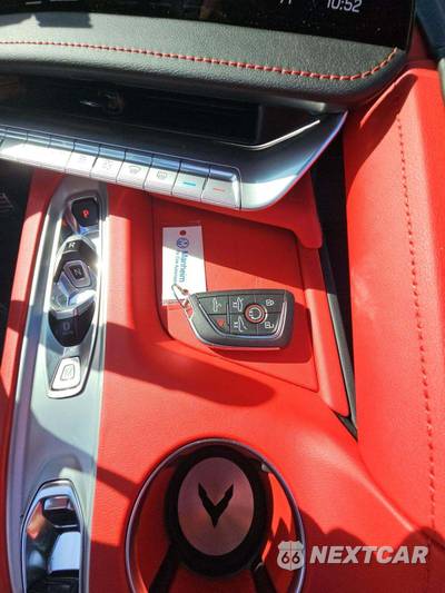 2026 Chevrolet Corvette Stingray Convertible 2LT - zdjęcie 5 z 17 - miniatura