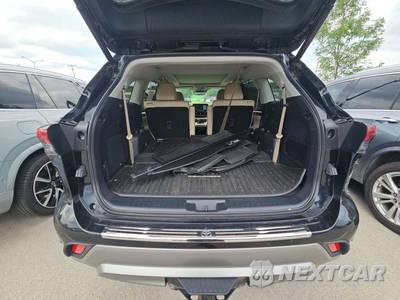 2020 Toyota Highlander Hybrid Platinum - zdjęcie 12 z 23 - miniatura