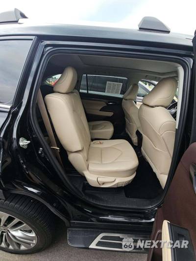 2020 Toyota Highlander Hybrid Platinum - zdjęcie 14 z 23 - miniatura