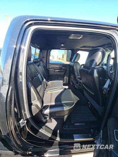 2020 Ram 2500 Limited Crew Cab Medium Bed - zdjęcie 16 z 27 - miniatura