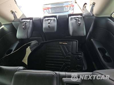 2023 Nissan Pathfinder SL - zdjęcie 14 z 24 - miniatura