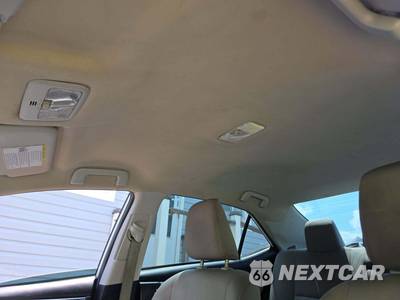 2015 Toyota Corolla LE - zdjęcie 11 z 35 - miniatura