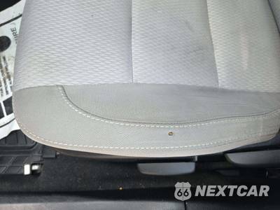 2015 Toyota Corolla LE - zdjęcie 26 z 35 - miniatura