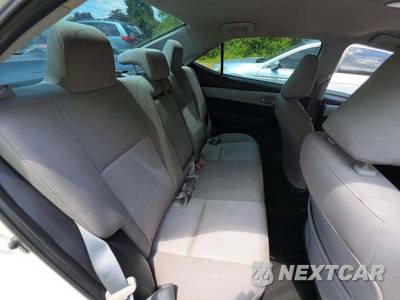 2015 Toyota Corolla LE - zdjęcie 16 z 35 - miniatura