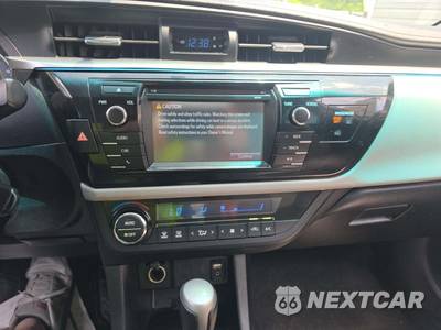 2015 Toyota Corolla LE - zdjęcie 10 z 35 - miniatura