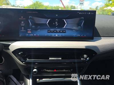 2026 BMW 3 Series Sedan 330i xDrive NA - zdjęcie 7 z 19 - miniatura