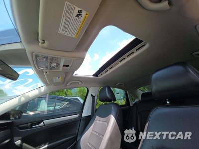 2021 Volkswagen Passat 2.0T SE - zdjęcie 11 z 33 - miniatura