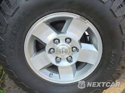 2008 Toyota FJ Cruiser w/Rear Doors - zdjęcie 21 z 36 - miniatura