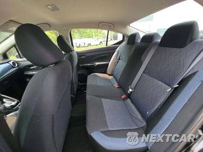 2025 Nissan Versa SV - zdjęcie 10 z 26 - miniatura