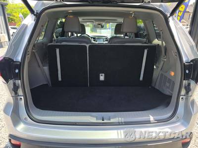 2017 Toyota Highlander XLE - zdjęcie 12 z 19 - miniatura