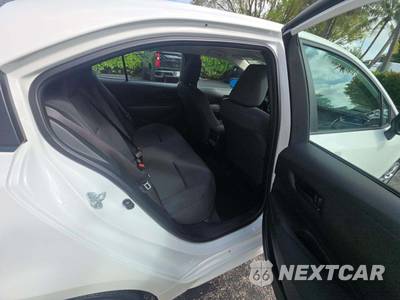 2024 Toyota Corolla LE Sedan - zdjęcie 13 z 24 - miniatura