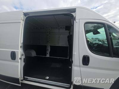 2025 Ram ProMaster 2500 Cargo Van Tradesman w/Passenger Seat High Roof 159.0" WB - zdjęcie 13 z 17 - miniatura