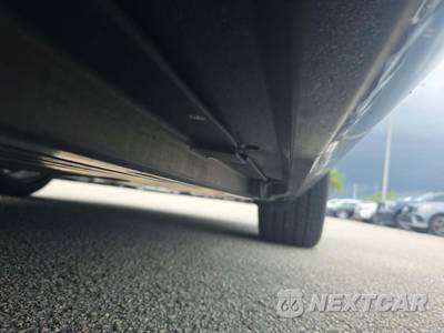 2023 Mercedes-Benz C 300 4MATIC Sedan - zdjęcie 4 z 23 - miniatura