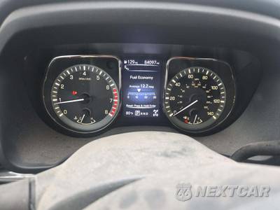 2017 Nissan TITAN XD SV Crew Cab Medium Bed - zdjęcie 9 z 21 - miniatura