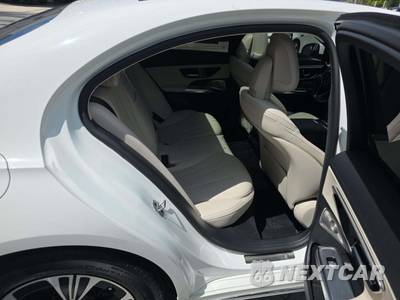 2024 Mercedes-Benz E 350 4MATIC Sedan - zdjęcie 13 z 18 - miniatura