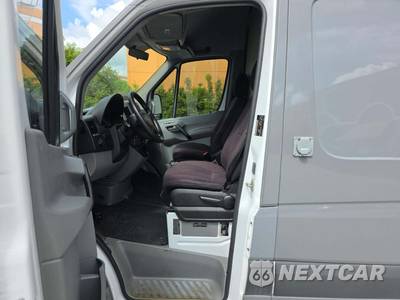 2018 Mercedes-Benz Sprinter 3500XD Cargo Van DRW High Roof 170.3" WB - zdjęcie 3 z 22 - miniatura