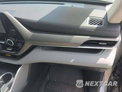 2025 Toyota Highlander XLE - zdjęcie 17 z 18 - miniatura