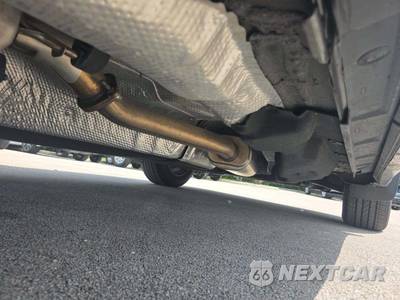 2025 Toyota Highlander XLE - zdjęcie 15 z 18 - miniatura