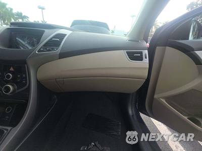 2015 Hyundai Elantra SE Sedan - zdjęcie 19 z 28 - miniatura