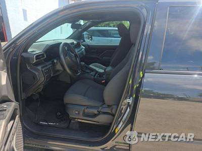 2025 Toyota Tacoma SR Crew Cab Medium Bed - zdjęcie 3 z 19 - miniatura