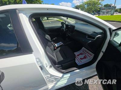 2024 Toyota Corolla LE Sedan - zdjęcie 15 z 21 - miniatura