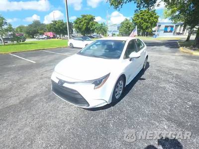 2024 Toyota Corolla LE Sedan - zdjęcie 1 z 21 - miniatura