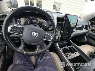 2025 Ram 1500 Tungsten Crew Cab Short Bed - zdjęcie 7 z 20 - miniatura