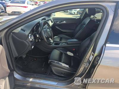2018 Mercedes-Benz GLA 250 - zdjęcie 3 z 28 - miniatura