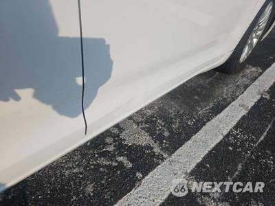 2014 Toyota Sienna XLE 8-Passenger 119.3" WB - zdjęcie 28 z 30 - miniatura
