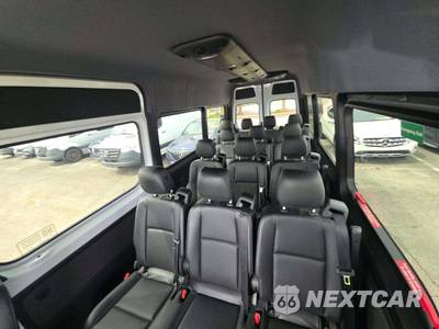 2024 Mercedes-Benz Sprinter 2500 Passenger Van High Roof 170.0" WB - zdjęcie 11 z 19 - miniatura