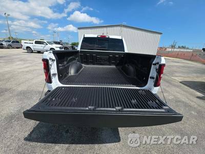 2025 Ram 1500 Rebel Crew Cab Short Bed - zdjęcie 11 z 17 - miniatura