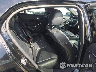 2020 Mercedes-Benz GLA 250 - zdjęcie 13 z 26 - miniatura