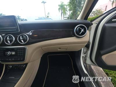 2015 Mercedes-Benz GLA 250 4MATIC - zdjęcie 16 z 23 - miniatura