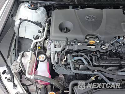 2025 Toyota Camry SE - zdjęcie 25 z 26 - miniatura