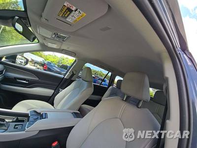 2026 Toyota Grand Highlander XLE - zdjęcie 8 z 18 - miniatura