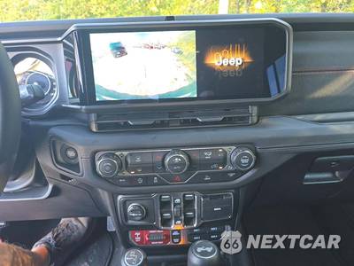 2026 Jeep Wrangler 4 Door Rubicon - zdjęcie 10 z 20 - miniatura