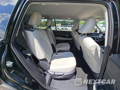 2026 Toyota Grand Highlander XLE - zdjęcie 14 z 18 - miniatura