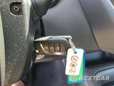 2026 Toyota Corolla LE Sedan - zdjęcie 5 z 19 - miniatura