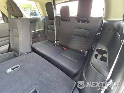 2026 Nissan Pathfinder S - zdjęcie 11 z 18 - miniatura