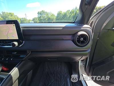 2023 Chevrolet Colorado Trail Boss Crew Cab Medium Bed 0TR - zdjęcie 16 z 22 - miniatura