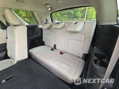 2026 Nissan Pathfinder SL - zdjęcie 11 z 18 - miniatura
