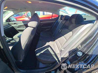 2018 Hyundai Elantra SEL Sedan - zdjęcie 13 z 23 - miniatura