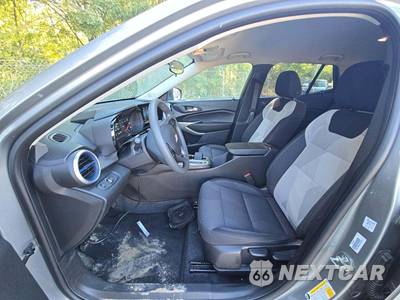 2026 Chevrolet Trax LS - zdjęcie 3 z 17 - miniatura